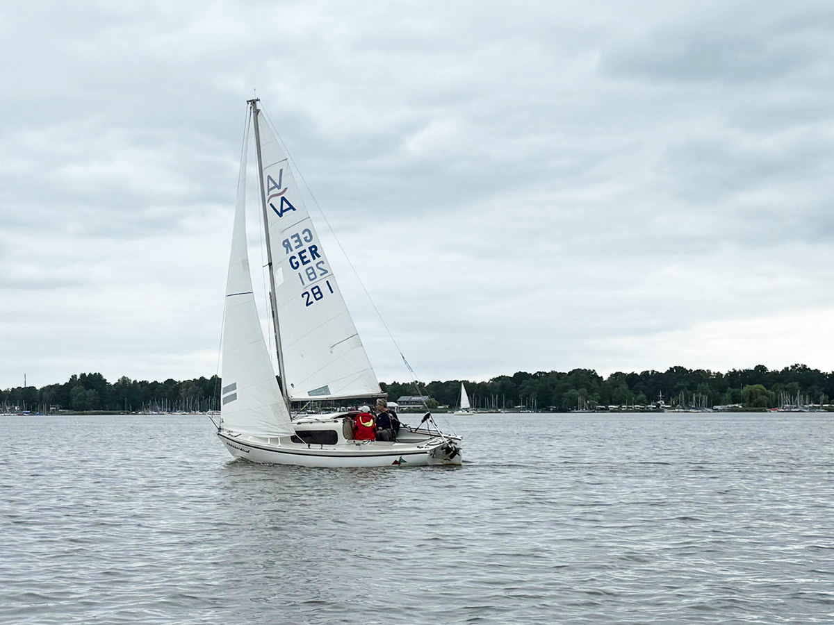Boote bei der Klubregatta